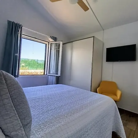 Acogedora Casita Independiente En Cap D'Artrutx 아파트 칼란 보쉬